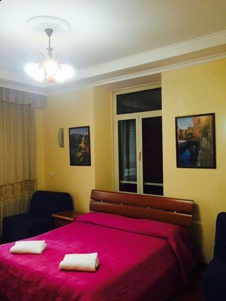 Zhihua Guest House Roma Dış mekan fotoğraf