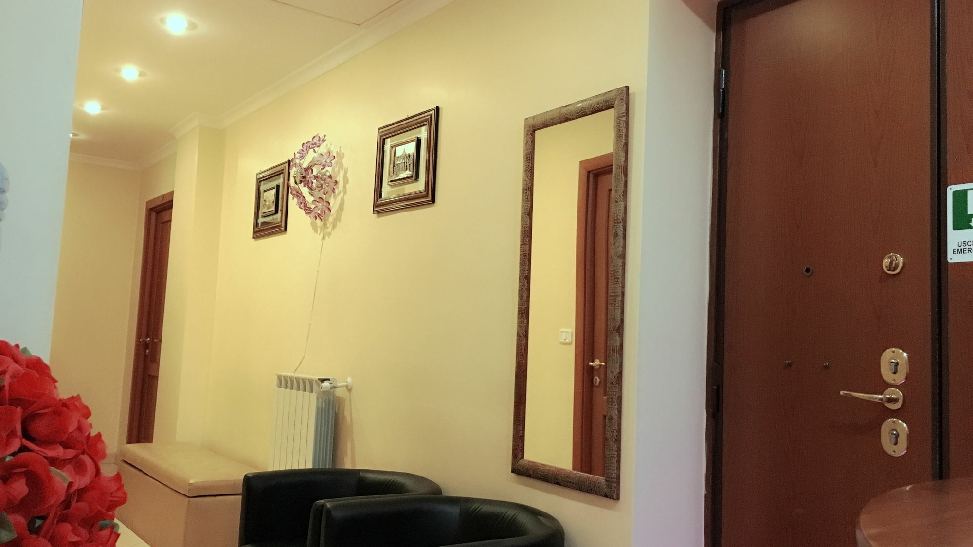 Zhihua Guest House Roma Dış mekan fotoğraf